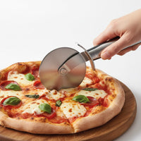 Coupe-pizza OXO en acier