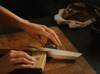 Horl - Bread Knife Oak - Triple Pro Cut Double-Serrated